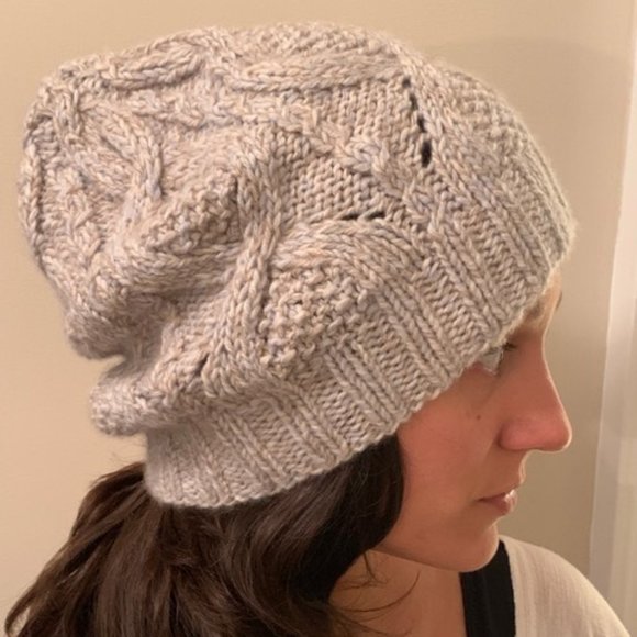 100% Italian Cashmere Beanie - Picture 4 of 5